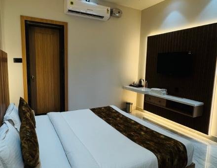 Suite Room – Single Occupancy